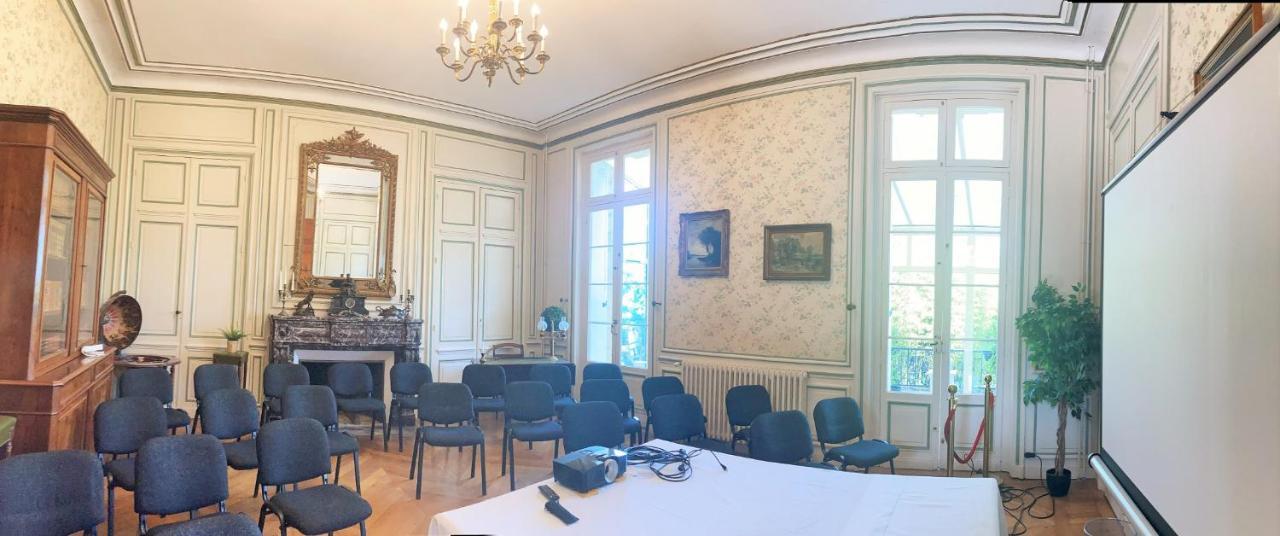 Chateau Marith - Etablissement Climatise Avec Piscine Hotel Clairac  Exterior foto